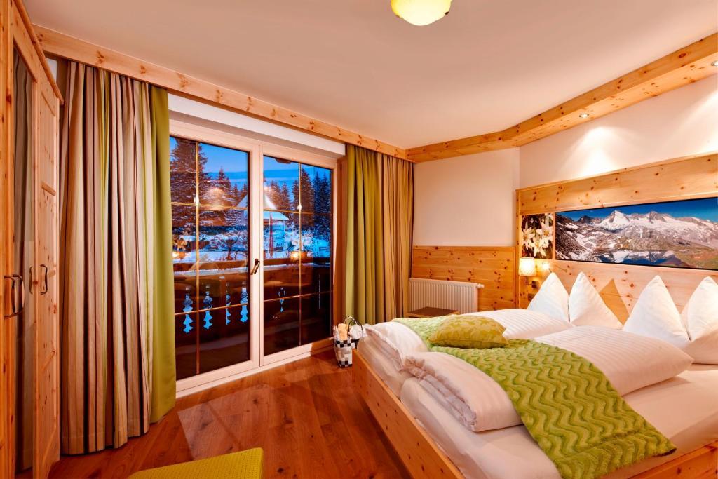 Biohotel Castello Koenigsleiten Кенігсляйтен Номер фото